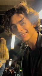 Timothee Chalamet : timothee-chalamet-1682351822.jpg