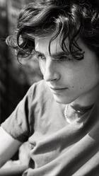 Timothee Chalamet : timothee-chalamet-1684423066.jpg