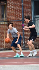 Timothee Chalamet : timothee-chalamet-1690308222.jpg