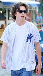 Timothee Chalamet : timothee-chalamet-1690526024.jpg