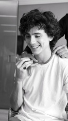 Timothee Chalamet : timothee-chalamet-1701230847.jpg