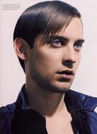 Tobey Maguire : TI4U_u1149736437.jpg