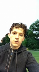 Tom Holland : tom-holland-1495065601.jpg