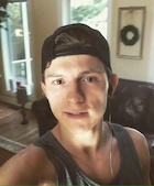 Tom Holland : tom-holland-1502432708.jpg