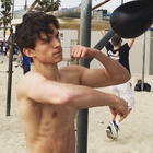 Tom Holland : tom-holland-1622151521.jpg