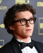 Tom Holland : tom-holland-1638480921.jpg