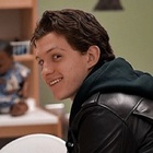 Tom Holland : tom-holland-1640371111.jpg