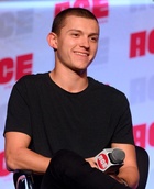 Tom Holland : tom-holland-1671648100.jpg