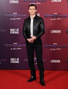 Tom Holland : tom-holland-1671648103.jpg