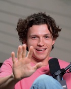 Tom Holland : tom-holland-1689109993.jpg