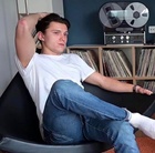 Tom Holland : tom-holland-1692630380.jpg