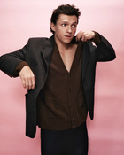 Tom Holland : tom-holland-1701536016.jpg