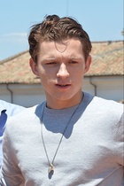 Tom Holland : tom-holland-1722722499.jpg