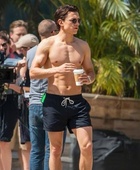 Tom Holland : tom-holland-1734367736.jpg