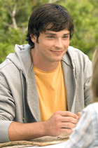 Tom Welling : TI4U_u1151789598.jpg