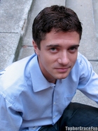 Topher Grace : TI4U_u1135919580.jpg