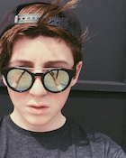 Trevor Moran : trevor-moran-1442923681.jpg