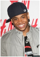 Tristan Wilds : tristanwilds_1226955593.jpg