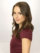 Troian Bellisario : troian-bellisario-1370998094.jpg