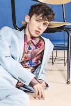 Troye Sivan : troye-sivan-1461003841.jpg