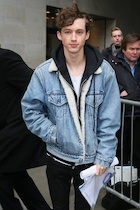 Troye Sivan : troye-sivan-1461365281.jpg