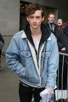 Troye Sivan : troye-sivan-1461366361.jpg