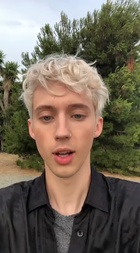 Troye Sivan : troye-sivan-1532813401.jpg