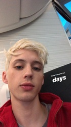 Troye Sivan : troye-sivan-1541818082.jpg