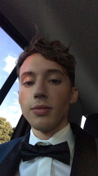 Troye Sivan : troye-sivan-1546913762.jpg