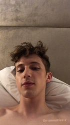 Troye Sivan : troye-sivan-1554589262.jpg