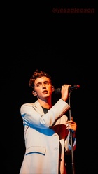 Troye Sivan : troye-sivan-1569191581.jpg