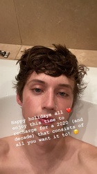 Troye Sivan : troye-sivan-1578078003.jpg