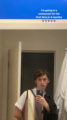 Troye Sivan : troye-sivan-1592594282.jpg