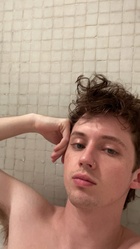 Troye Sivan : troye-sivan-1594247222.jpg