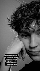 Troye Sivan : troye-sivan-1595460962.jpg