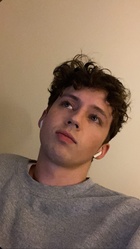 Troye Sivan : troye-sivan-1597560302.jpg