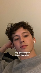 Troye Sivan : troye-sivan-1597562102.jpg