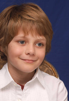 Ty Simpkins : ty-simpkins-1413217918.jpg