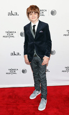 Ty Simpkins : ty-simpkins-1429546260.jpg