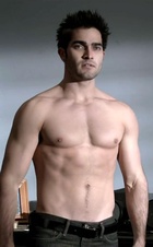 Tyler Hoechlin : tyler-hoechlin-1421883027.jpg