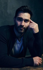 Tyler Hoechlin : tyler-hoechlin-1616544524.jpg