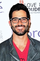 Tyler Hoechlin : tyler-hoechlin-1627104929.jpg