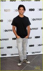 Tyler Posey : tyler-posey-1343104829.jpg