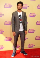 Tyler Posey : tyler-posey-1371244561.jpg