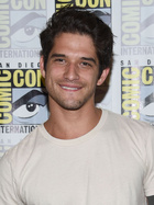 Tyler Posey : tyler-posey-1639160313.jpg