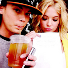 Tyler Blackburn : tyler-blackburn-1338494065.jpg