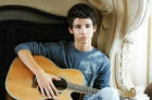 Uriah Shelton : uriah-shelton-1354660395.jpg