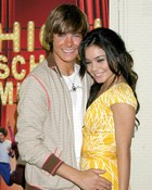 Vanessa Anne Hudgens : TI4U1396619308.jpg