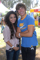 Vanessa Anne Hudgens : TI4U1404756118.jpg