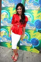 Vanessa Anne Hudgens : TI4U_u1148934406.jpg